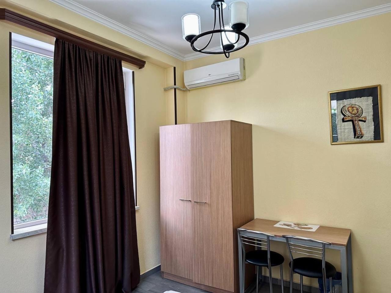 Gs Hotel Tbiliszi Szoba fotó